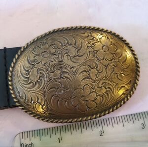 Floral Engraved Belt Buckle 1996 Nine West 41" Belt Boho Flower